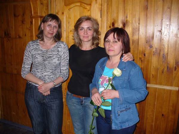 Оля, Ира, Люда
